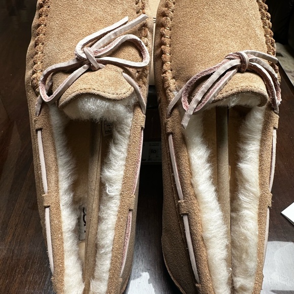 UGG | Shoes | Ugg Dakota Size Slipper In Tabacco Color